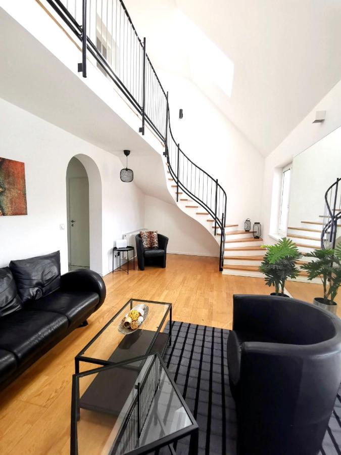 Roof With Terrace, Parking And Ac *