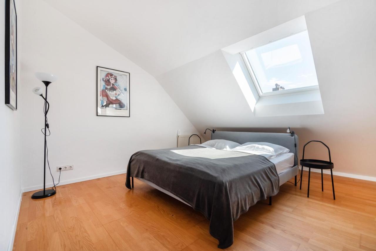 Roof With Terrace, Parking And Ac Apartment Wien