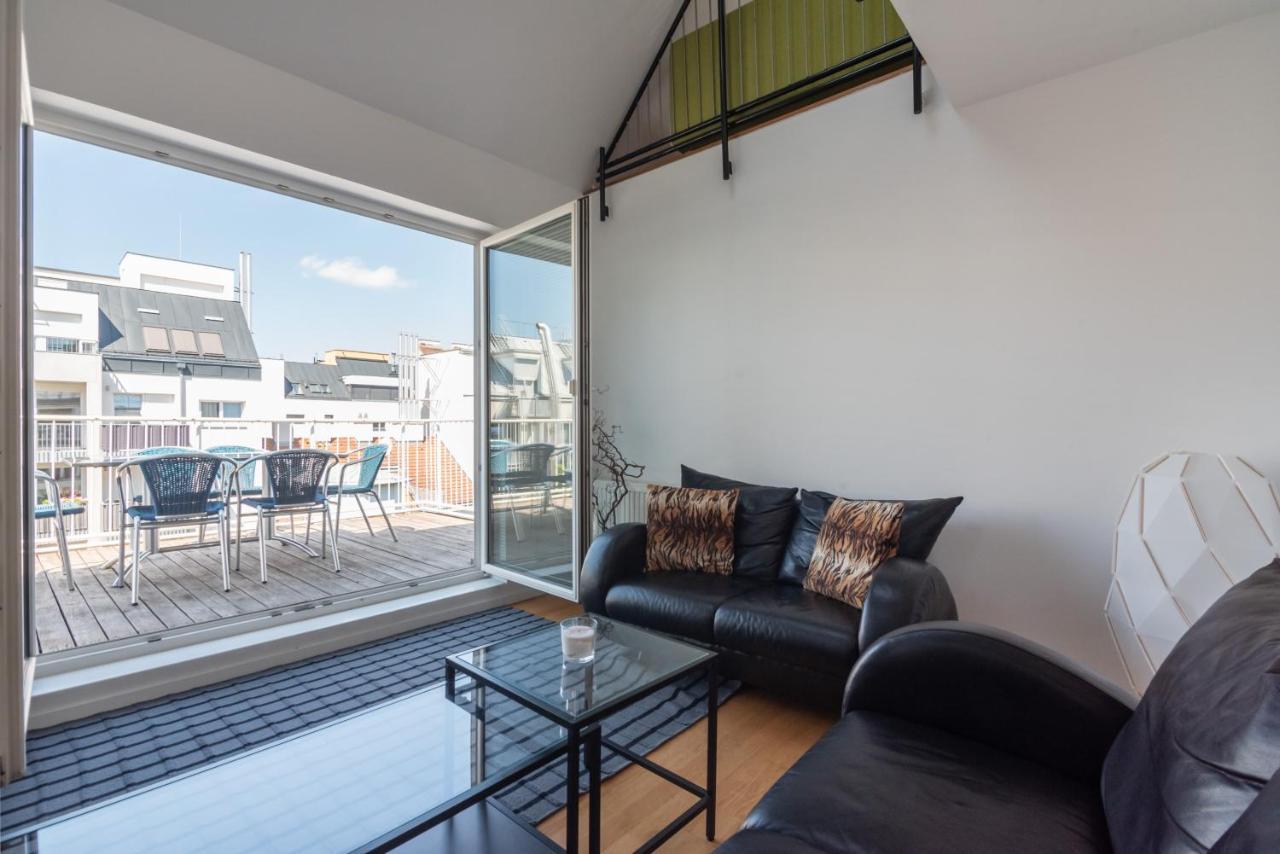 Roof With Terrace, Parking And Ac Apartment Wien